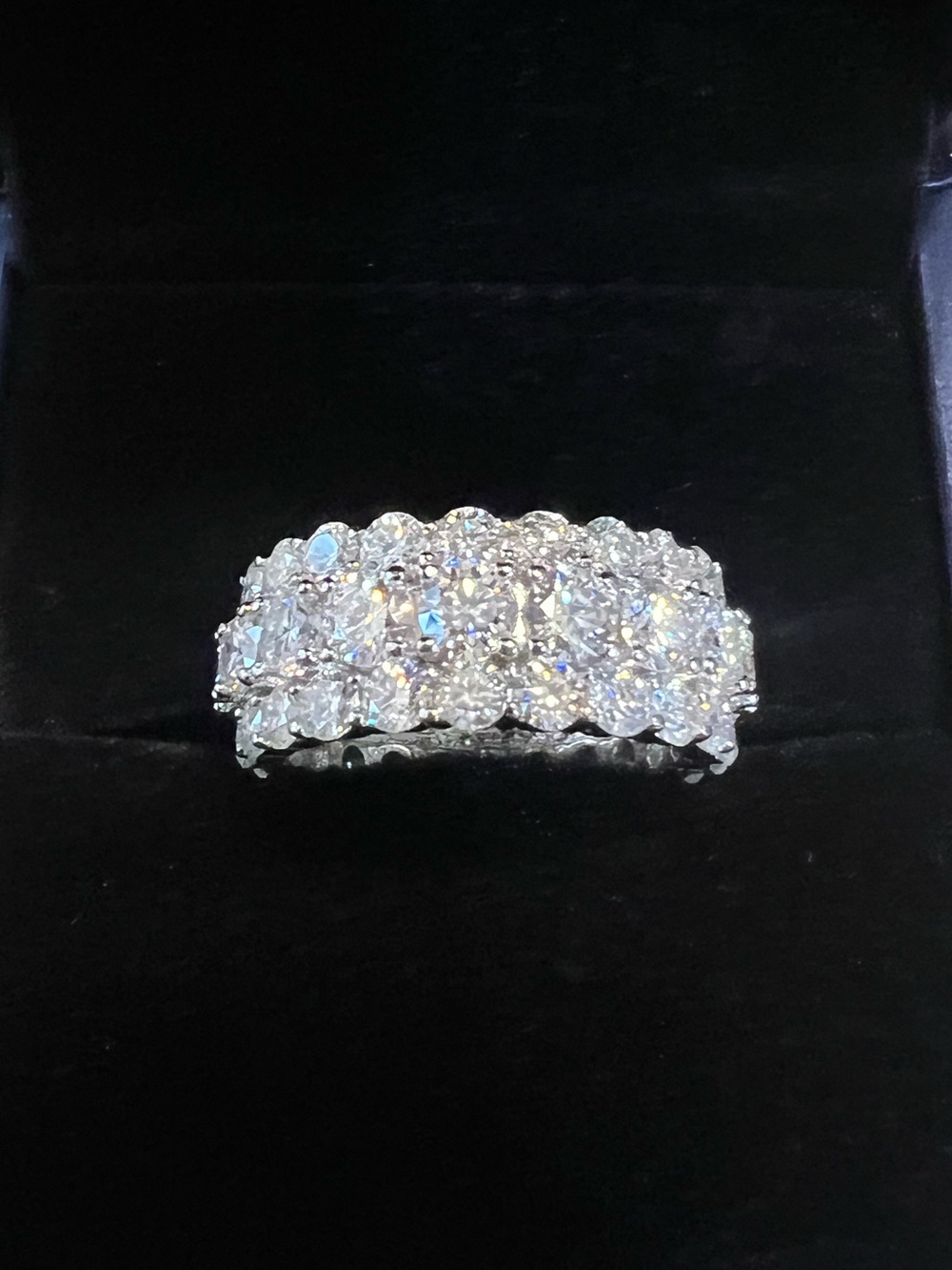 ❤️ NEW! STERLING SILVER MOISSANITE BAND RING